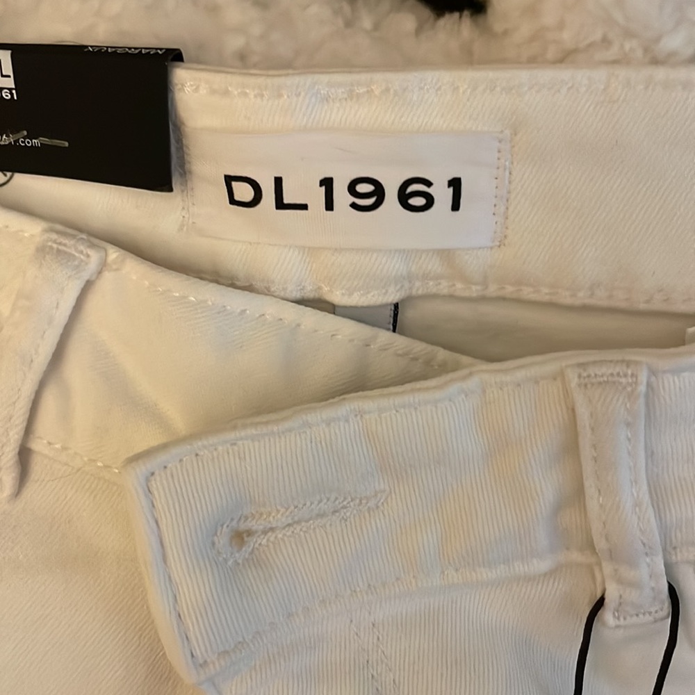 White jeans - Picture 3 of 8